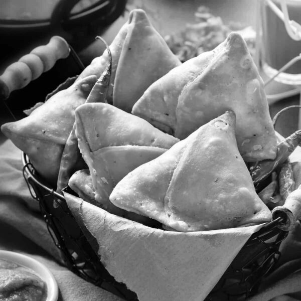 Samosa ( 10:00 AM to 7:00 PM)
